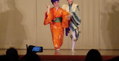 幼・小・中・高生　鍛錬成果披露　西原文化協　４０人、琉球芸能若手育成公演