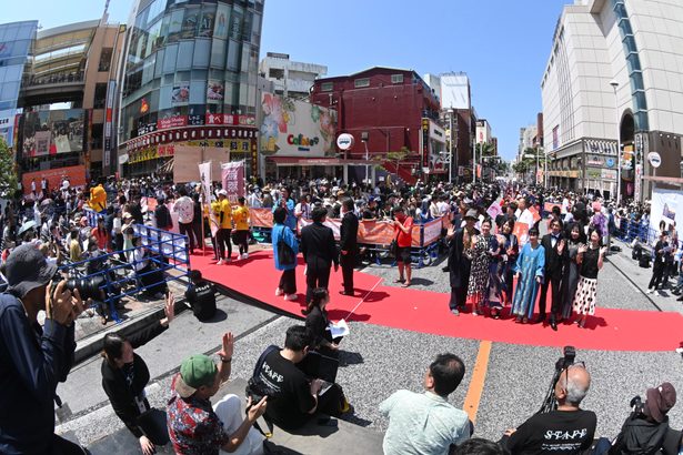 さよならレッドカーペット　沖縄国際映画祭、１６年の歴史に幕