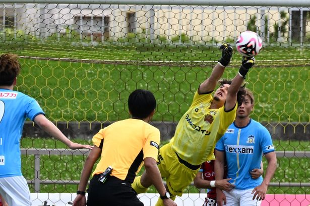 FC琉球、決定機つくれずドロー　讃岐と0－0　サッカーJ3