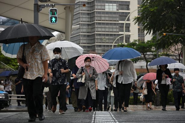 【動画あり】沖縄地方が梅雨入り　平年より11日遅く　向こう1週間は雨や曇りの予報