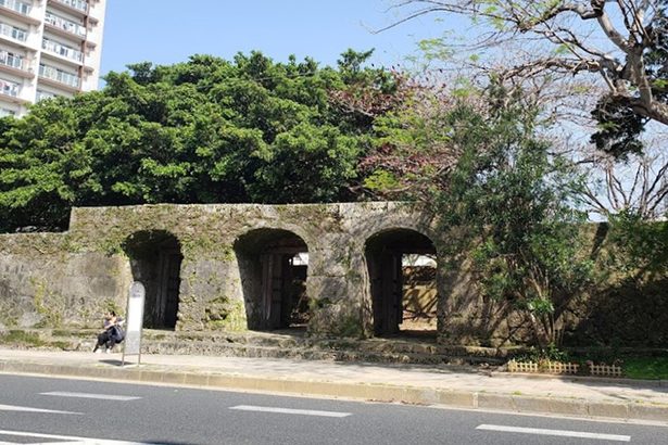 崇元寺跡に歴史伝える施設整備へ　那覇市が住民説明会　25年に着工予定　沖縄