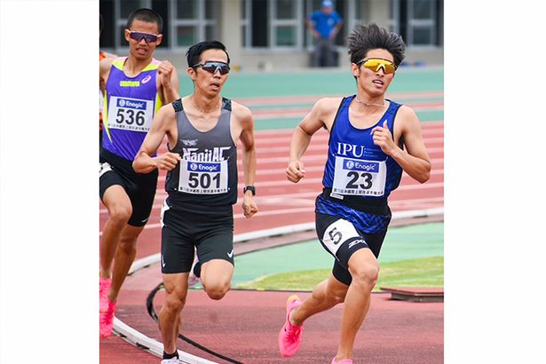 周（上山中）男子1500メートル県中新　陸上・沖縄選手権兼国スポ選考会