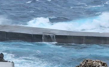 大東島地方に暴風と波浪警報　29日きょう夕方最接近か　避難所も開設　沖縄