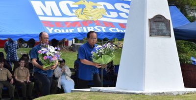 従軍記者のアーニー・パイルを追悼　沖縄戦から79年　退役軍人ら参加　伊江・沖縄