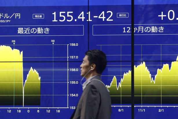 円急騰、３兆円再介入か　政府・日銀と投資家攻防