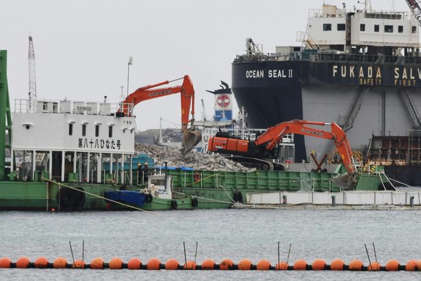 「1隻3億～6億円」船の改造費　辺野古推進、予算に糸目付けず　防衛省