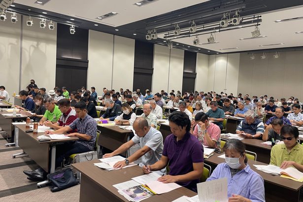 沖縄県議選、立候補予定者へ事務説明会　72陣営が参加　「違法ポスターやのぼりは謹んで」