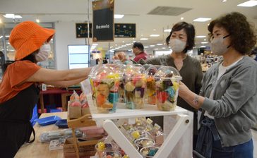 パンとコーヒー、人気35店舗が一堂に　那覇のリウボウ、27日まで　沖縄