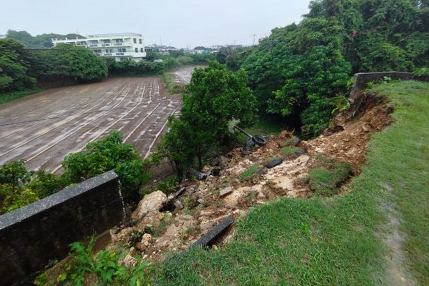 宮古島で土砂崩れ、車の水没も　平良下里で72時間で524ミリ　観測史上最大の大雨　沖縄