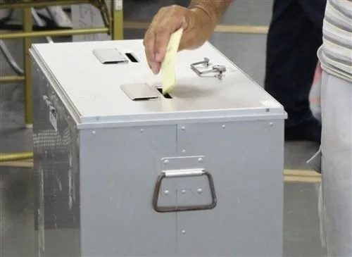 期日前投票20万7993人、前回下回る　過去2番目に高い水準　沖縄県議選