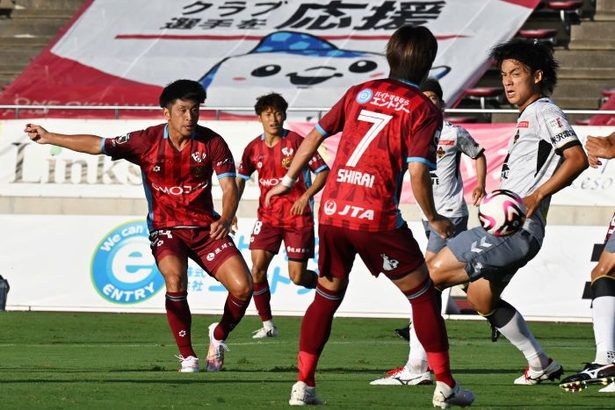FC琉球3連敗、金沢に1－2　後半猛攻も追い付けず（30日の試合）