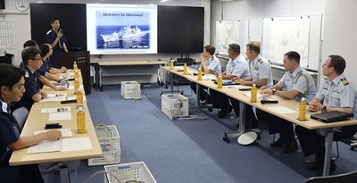 米警備隊が11管訪問　海上救難で意見交換