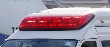 追突した車が110番通報中に逃走　6歳女児が首の痛み訴え搬送　県警がひき逃げ疑いで捜査　南風原・沖縄