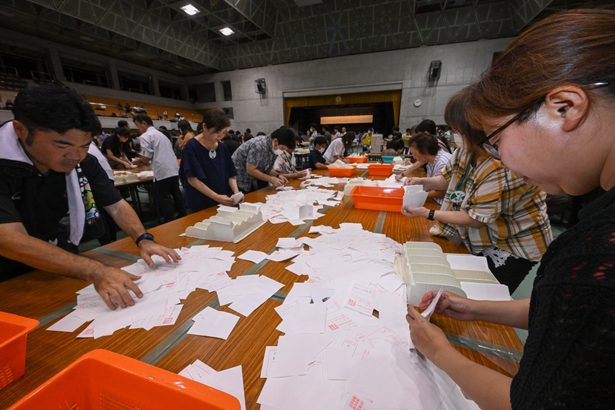 【記者解説】自民、16年ぶり多数派　問われる「政治不信」の払しょく　沖縄県議選