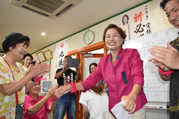 女性最多8人が当選確実、過去最多に　沖縄県議選