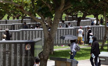 自衛隊増強、県内在住者の受け止めは？　沖縄が「標的」懸念も＜歩く民主主義　100の声＞