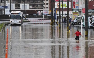 7～9月の「ゲリラ雷雨」発生予想、沖縄は2位　10平方キロメートル当たりでは全国最多