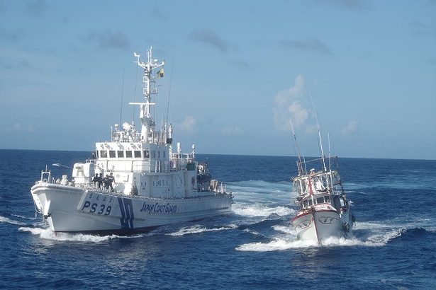 停船命令応じず、立ち入り検査忌避の疑いで台湾船の船長を逮捕　石垣海保　沖縄　