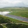 米軍、伊江島でもパラシュート降下訓練　嘉手納基地の使用「例外的」と矛盾　沖縄