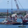 辺野古・新基地建設現場、作業船がサンゴ傷つけたか　くい打ち試験作業、関連の可能性　沖縄