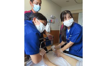 高校生、医療現場で魅力実感　ハートライフ病院　体験実習受け入れ　沖縄