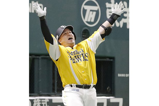 山川が16号ソロ　ソフトB4連勝＜プロ野球＞ソフトバンク―オリックス