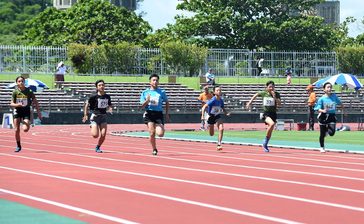 アスリート工房、男子400R制す　新報児童オリンピック開幕　女子100メートルは宮城