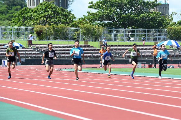 アスリート工房、男子400R制す　新報児童オリンピック開幕　女子100メートルは宮城