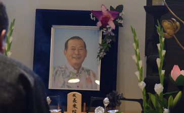 「言葉が出ない」「本当に優しい方だった」　松川宜野湾市長、通夜で親族ら別れ　あす31日告別式　沖縄