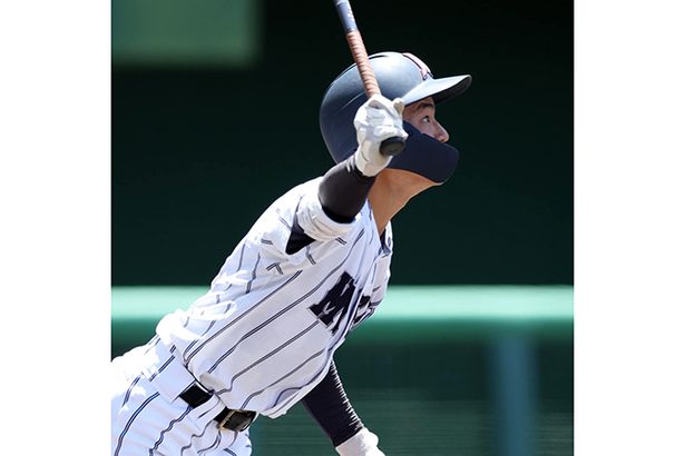 前原二回に一挙6点　久高、直球捉え3点打　夏の甲子園県大会第5日