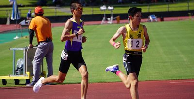 男子3000メートル　周、猛暑に負けず大会新V　県中学総体・先行競技陸上