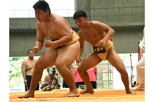 玉城（大宮）相撲個人制す　立ち合い、瞬時切り替え　背後に回り一気押し出し　県中学総体・先行競技