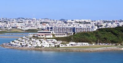 瀬長島「ウミカジテラス」拡張、2階建て駐車場も　ホテル別館は来秋着工　豊見城市と運営社が覚書　沖縄