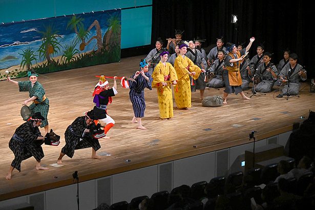 八重山高郷土芸能部　命と自然への感謝、生き生きと表現　囲碁部門では坂下さん（首里）奮闘　＜全国高文祭＞