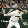 巨人が逃げ切る　大城卓三が先制二塁打＜プロ野球＞巨人―ヤクルト