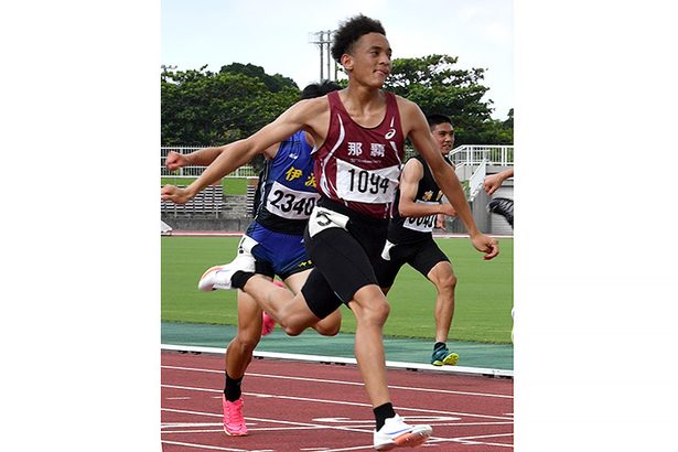 平仲、男子100大会新Ｖ　意地の走りで結果残す　陸上・全沖縄ジュニア