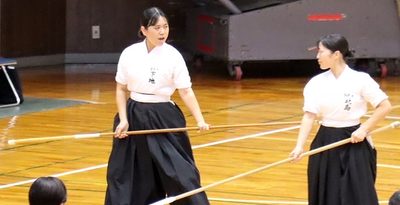 下地ペア（国際武道大）平常心貫き頂点　泉水（沖大）個人試合3位　なぎなた 全日本学生選手権