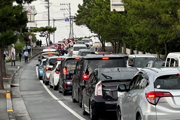 コストコ開業で周辺渋滞　南城市への訪問「日程見直し検討を」　市がHPやSNSで呼びかける　沖縄