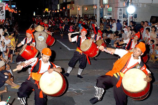 今も続く旧盆行事、内容は変化　実状あわせ祖霊もてなしを＜知って納得、沖縄の盆行事＞下