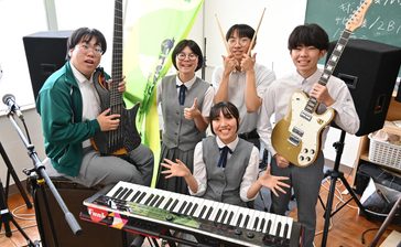 “音楽の甲子園”でも「沖縄旋風を」　興南高校「クレイジーキャッスル」挑むグランプリ　きょう7日最終審査