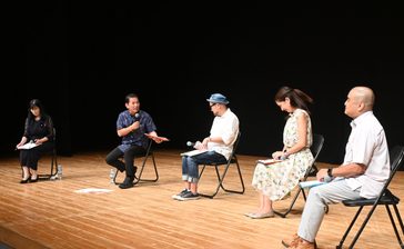 貧困の連鎖を解決へ、浦添市長ら議論　映画「遠いところ」上映会イベント　沖縄