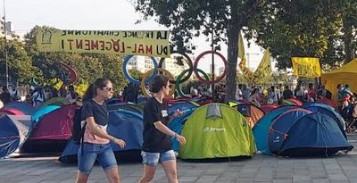 「五輪で隠すなんて恥ずかしい」　熱気の陰でくすぶる不満　ホームレス排除に抗議＜熱戦パリ五輪　本紙・古川記者の現地リポート＞