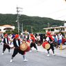 ３集落巡り道ジュネー　渡嘉敷村青年会エイサー隊