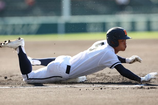 【甲子園】興南初戦、5回を終え0ー5で追う展開　大阪桐蔭が3回に一挙3点先制　