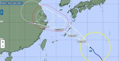 台風13号、速度早まる　14日明け方に大東島、夕方ごろ沖縄本島が暴風の見込み（13日正午現在）