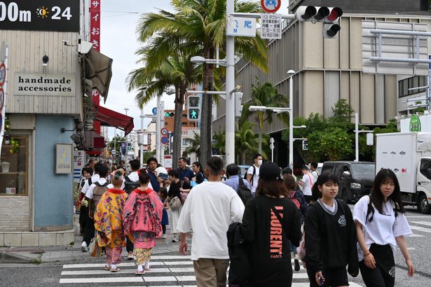 沖縄の8月観光客数は100万人、前年比37％増　国内客は過去最多76万人　夏休み需要