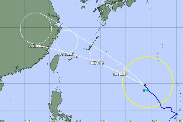 台風14号　沖縄本島で警報級大雨の恐れ　速度上げ移動、あす夜のはじめ接近か（9月17日正午現在）