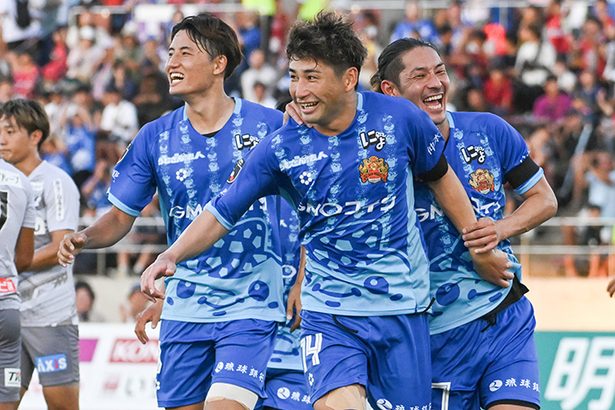 FC琉球3連勝　鳥取に3―1　鈴木、古巣から先制弾【8月31日の試合】