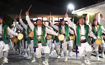 うるま・浜比嘉島のエイサー　旧盆　家族が集い、踊る＜風・土・人　シマの伝統行事＞