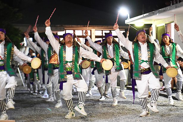 うるま・浜比嘉島のエイサー　旧盆　家族が集い、踊る＜風・土・人　シマの伝統行事＞